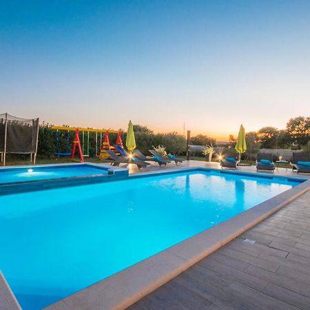Villa Maris Zadarvillas Tinj Bagian luar foto