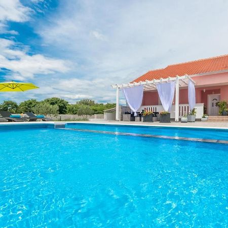 Villa Maris Zadarvillas Tinj Bagian luar foto