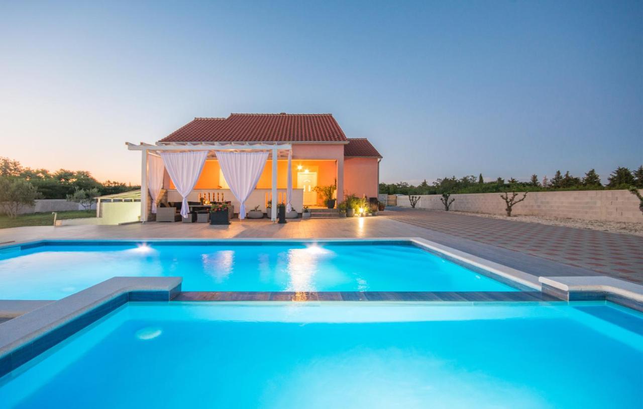 Villa Maris Zadarvillas Tinj Bagian luar foto