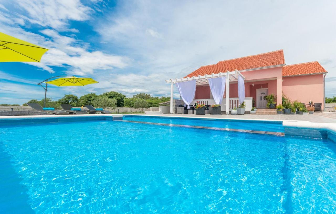 Villa Maris Zadarvillas Tinj Bagian luar foto