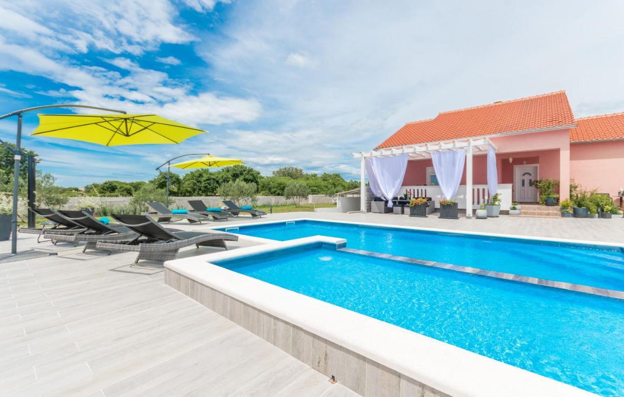 Villa Maris Zadarvillas Tinj Bagian luar foto