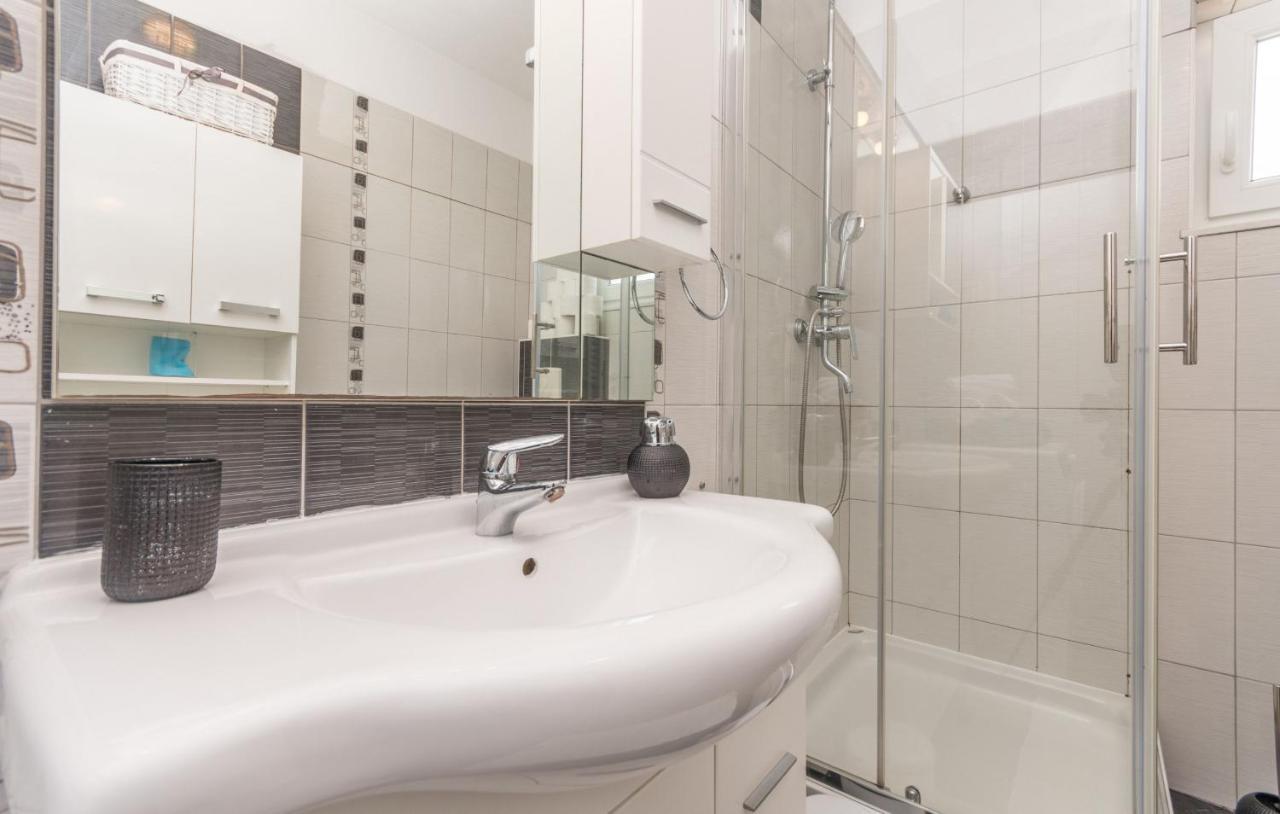 Villa Maris Zadarvillas Tinj Bagian luar foto